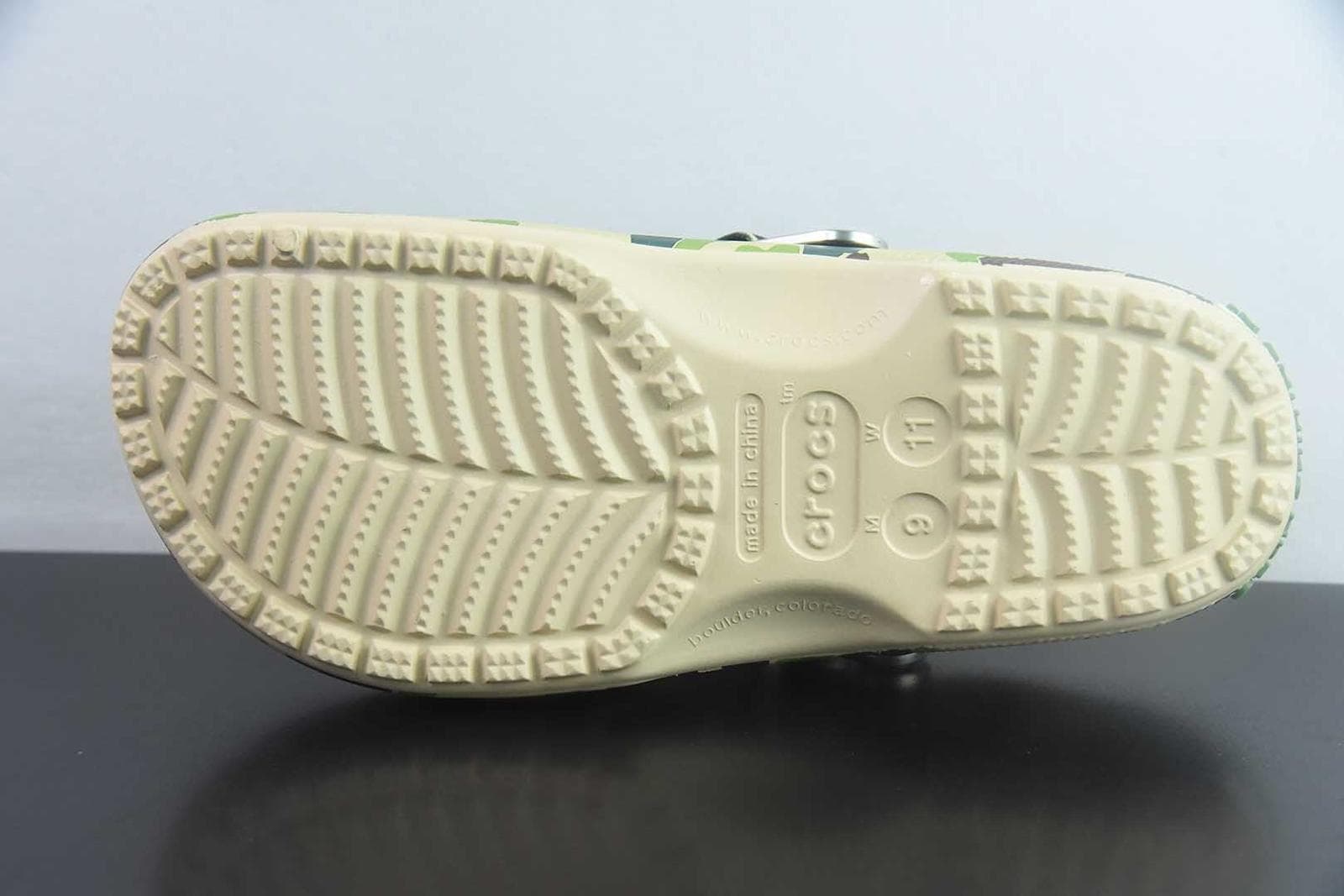 Crocs Classic Clog A Bathing Ape (BAPE) ABC Camo Green 3